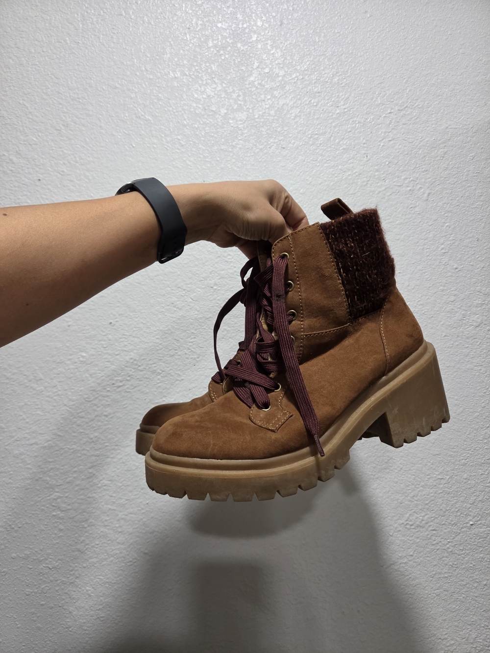 POP Women's Brown Suede Lace-Up Ankle Boot with Chunky Heel SIZE 8